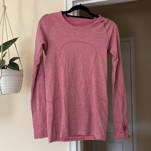 Lululemon “swiftly tech” long sleeve